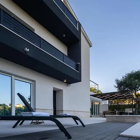 公寓 Luxury With Heated Pool - Tekla *