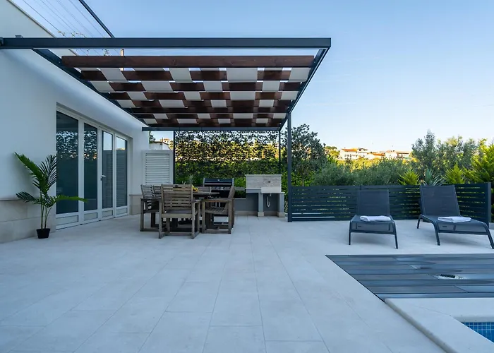 Luxury With Heated Pool - Tekla *