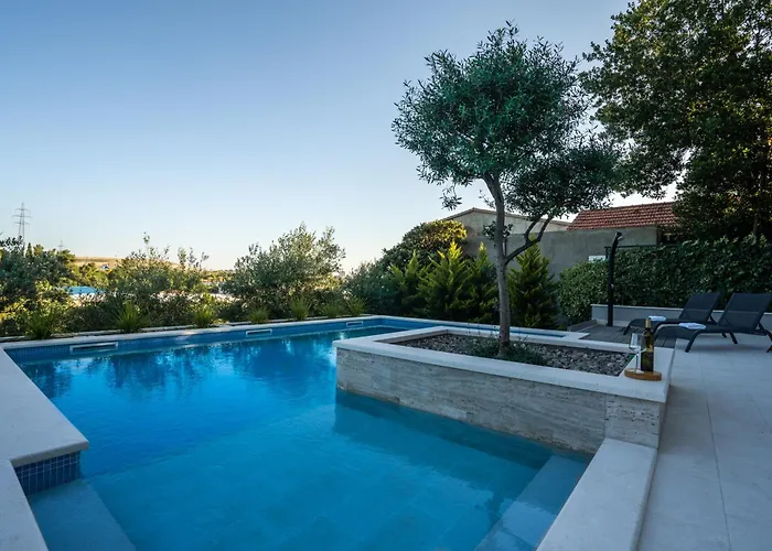 Luxury With Heated Pool - Tekla 公寓