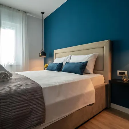 Luxury With Heated Pool - Tekla *