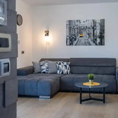 Luxury With Heated Pool - Tekla * Mravince