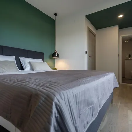 Luxury With Heated Pool - Tekla Apartamento *